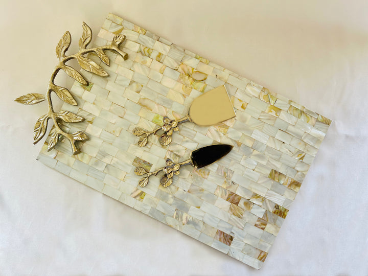 Jodha Lustre Serveware Set in Mother of pearl