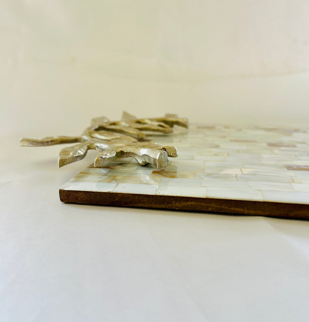 Jodha Lustre Serveware Set in Mother of pearl