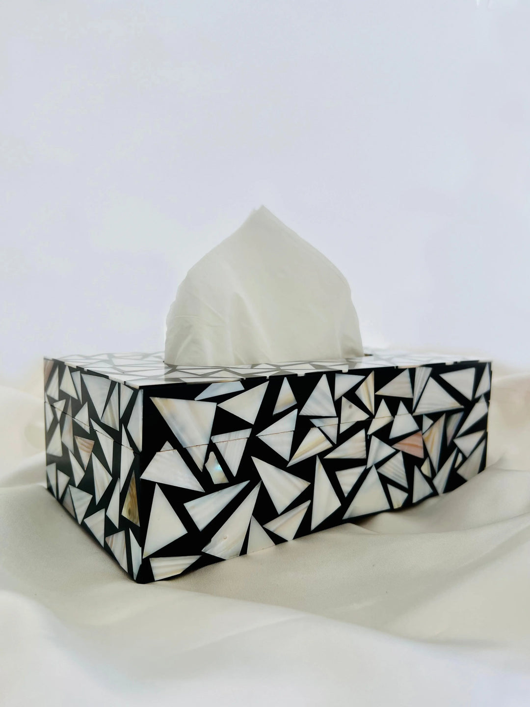 Radiant Reflection Luxe Tissue Holder - Jodha Furniture