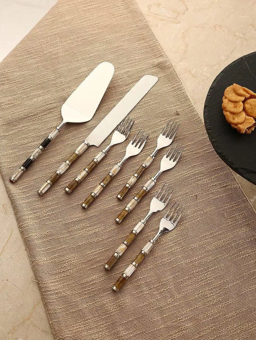 Silver Carved Mother Of Pearl Cutlery - Jodha Furniture